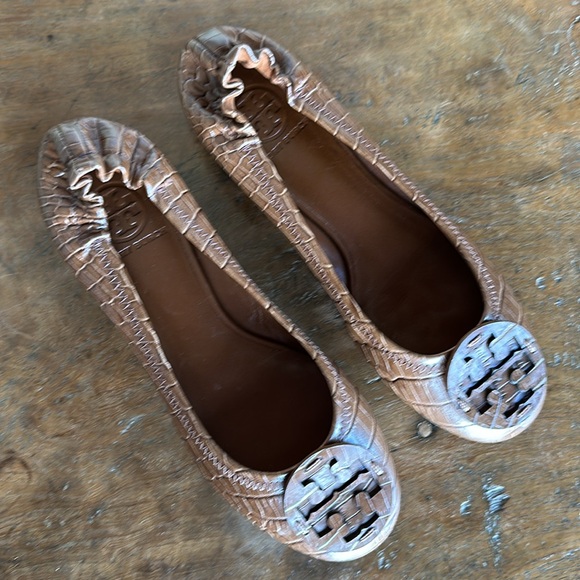 ((3 for 1 Bundle)) for the Tory Burch Flat Lover! - Picture 3 of 15